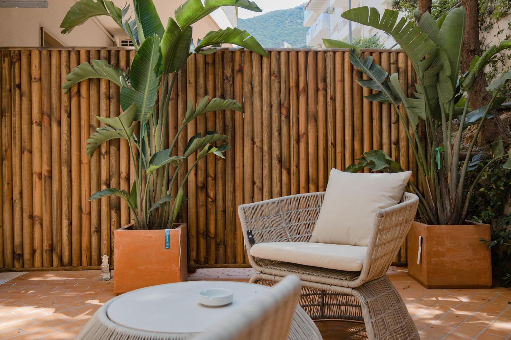 Grand Riviera Blu- Seaside Hotel Radhime Exterior photo